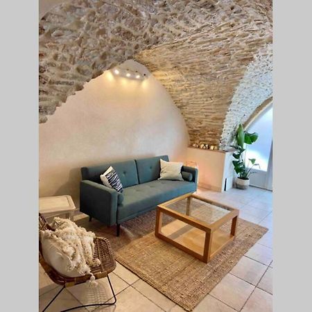 Bernis Superbe Appartement En Pierre Fraichement Renove מראה חיצוני תמונה