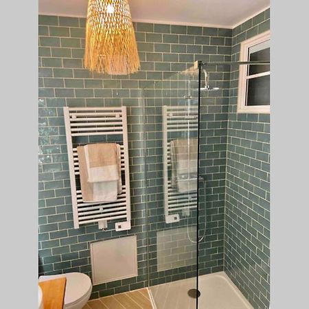 Bernis Superbe Appartement En Pierre Fraichement Renove מראה חיצוני תמונה
